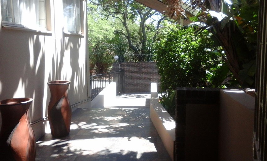 Others 3, Rustenburg Guest House, Bojanala