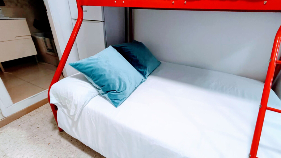 Bedroom 2, Hostal estudios, Barcelona