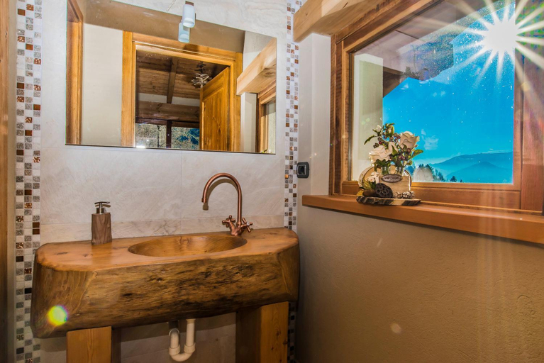Bathroom 2, Locanda Il Campo della Quercia, Cuneo