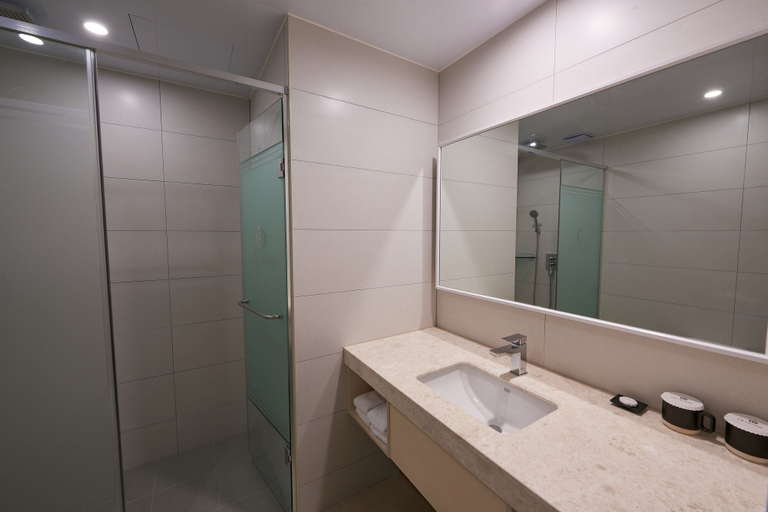 Bathroom 4, CS Hotel, Gwangsan