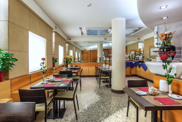 Food & Drinks 5, Hotel Memphis, Rome