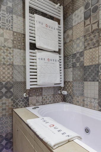 Bathroom 9