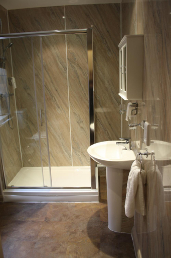 Bathroom, The Feathers, East Riding of Yorkshire