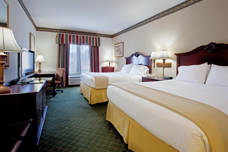 Bedroom 3, Moncks Corner Inn, Berkeley