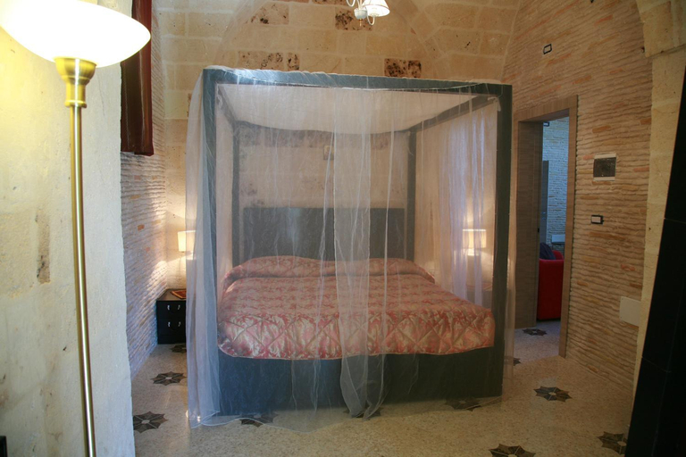 2, Il Casolare Degli Ulivi, Brindisi