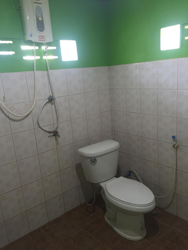 Bathroom 5, Banhalawee, Ko Yao District