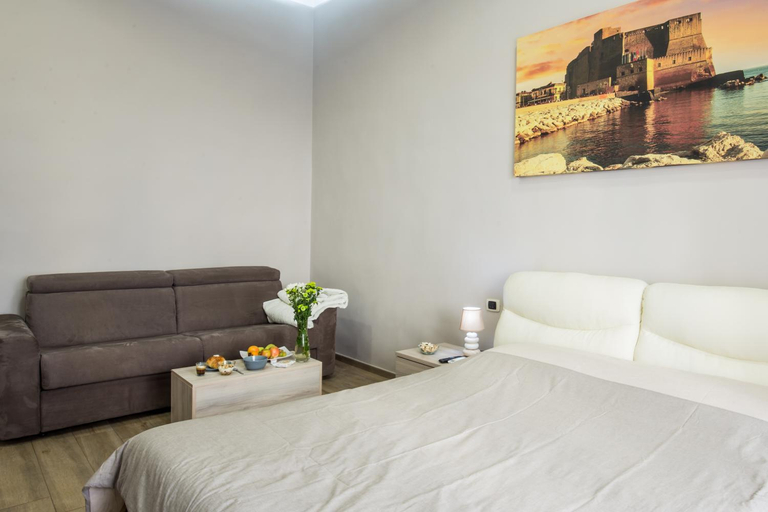 Others 2, Parthenope Suite Rooms, Napoli