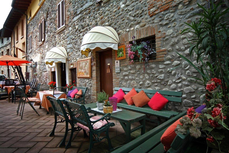 Others 4, AL BORGO ANTICO affittacamere, Brescia