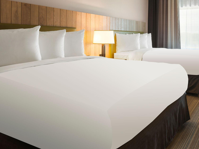 Bedroom 4, Spark by Hilton Washington Meadowlands Blvd, Washington