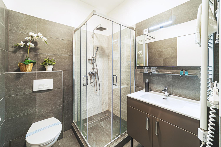 Bathroom 4, Martoni Resort & Restaurant, Ráckeve