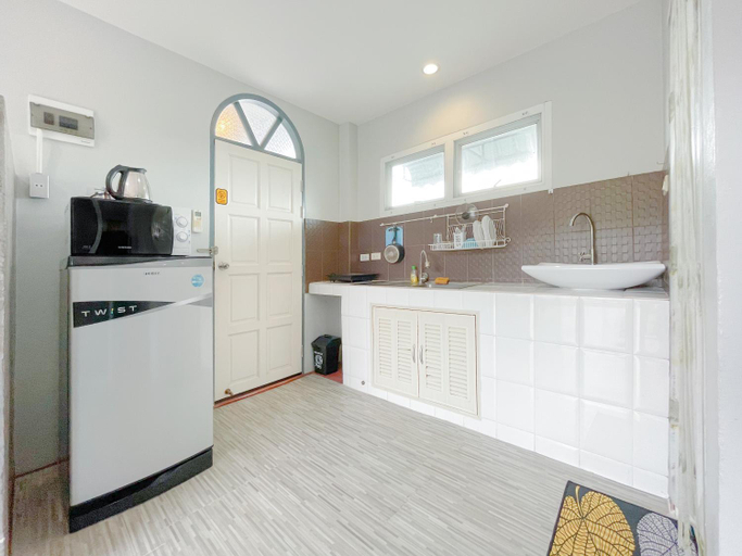 Others 4, Village Apartment CC12345, Phuket Island