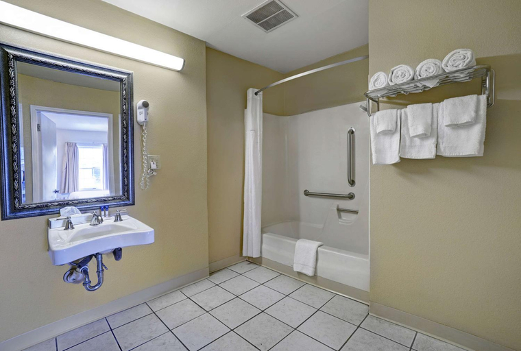 Bathroom 4, Motel 6 Washington, PA, Washington