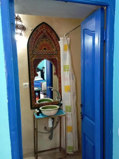 Bathroom, Riad Dar Lfonoun, Marrakech