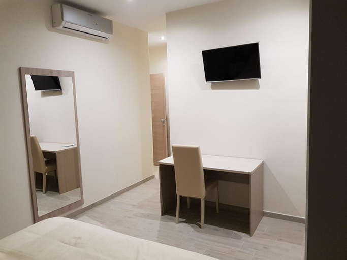 Bedroom 3, La Suite, Frosinone