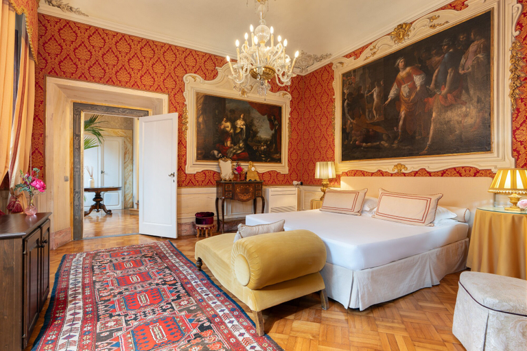 Bedroom 4, Piazza Pitti Palace, Florence