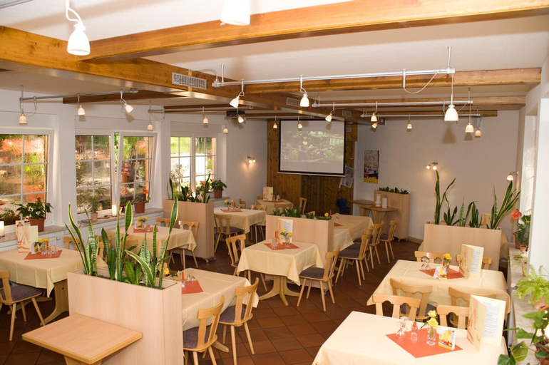 Others 5, Hotel & Restaurant Zur Weintraube, Jena