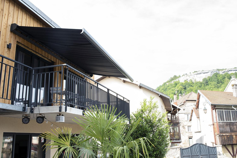 Others 4, LES TANNERIES Meilleures vue sur la riviere Chambres climatisees, Doubs