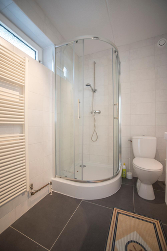 Bathroom 3, Amsterdam Beach Hotel, Zandvoort