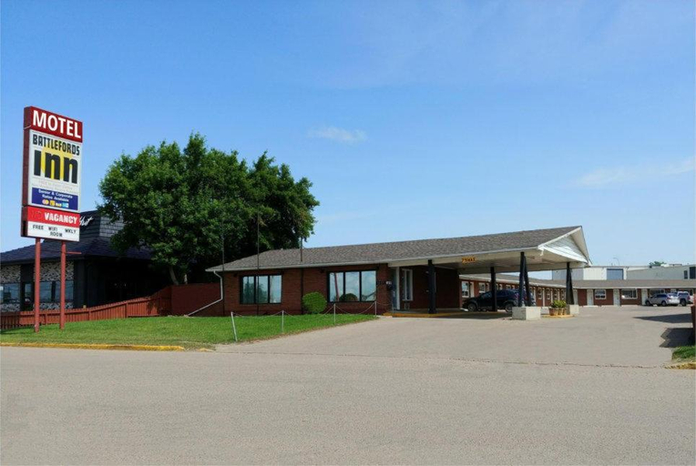 Others 5, Battlefords Inn, Division No. 16