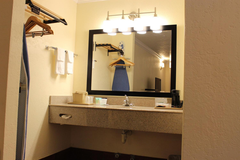 Bedroom 4, Fairway Inn Florida City, Miami-Dade