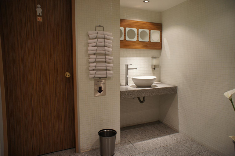 Bathroom 4, My Dora Hotel, Kadıköy