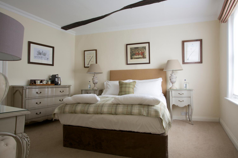Bedroom, The Royal Oak, Yattendon, West Berkshire