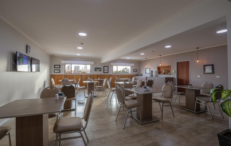 Food & Drinks 5, Apart Hotel Rivadavia 815, Confluencia