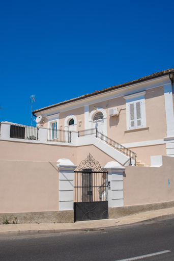 Others 2, B & B REGINA MARGHERITA, Cosenza