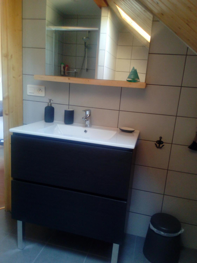 Bathroom 2, Chambre d'hotes des Poisets, Jura