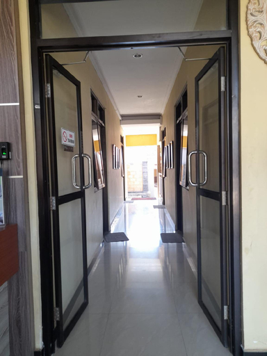 Others 3, Hotel Bakti, Banyuwangi