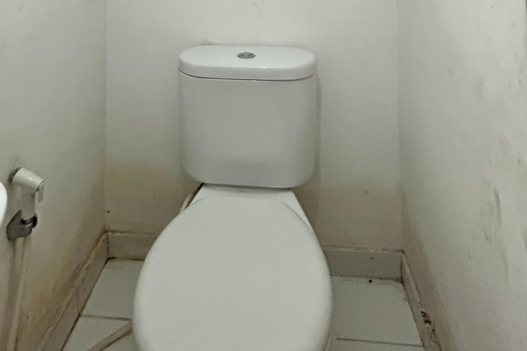 Bathroom 5, Barata Home Aeropolis, Tangerang