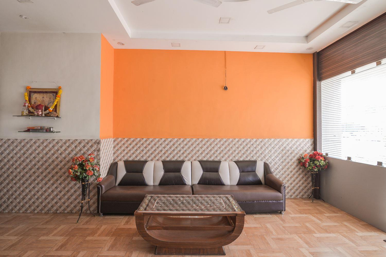 Others 5, Om Palace, Pune