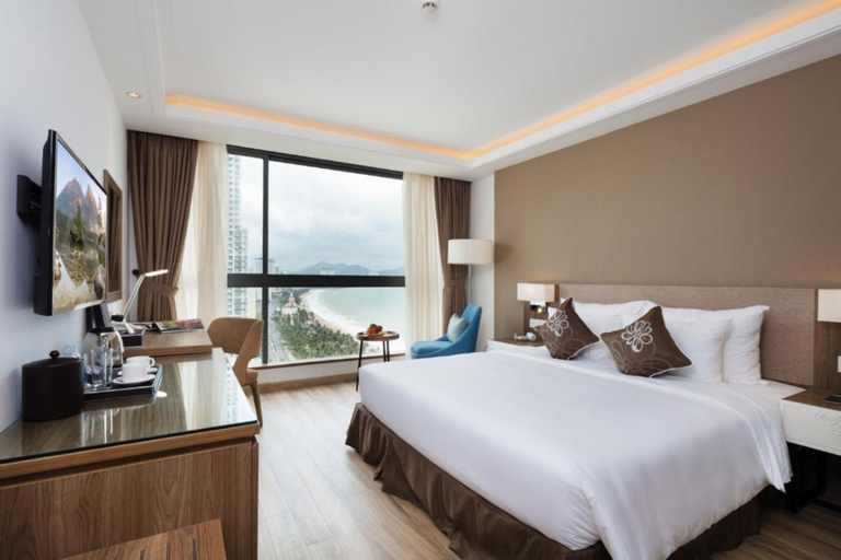 Comodo Nha Trang Hotel Room Type - Sea View Senior Double Room
