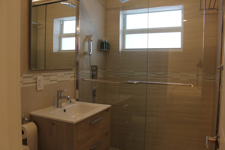 Bathroom 4, The Diane Oceanfront Suites, Broward