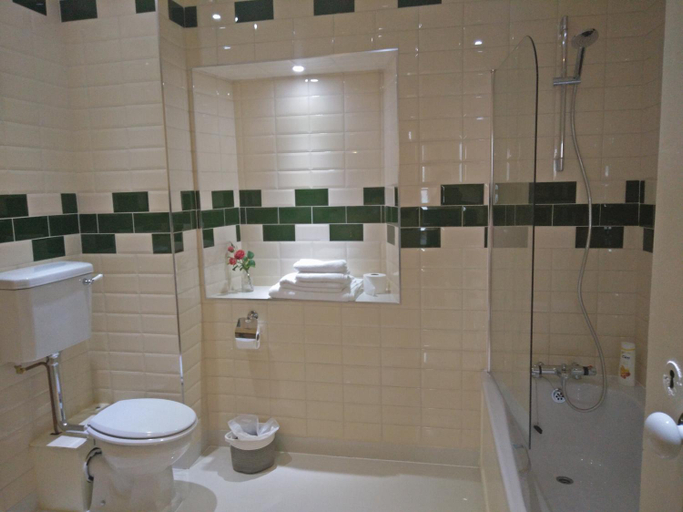 Bathroom, The Old Medical Hall