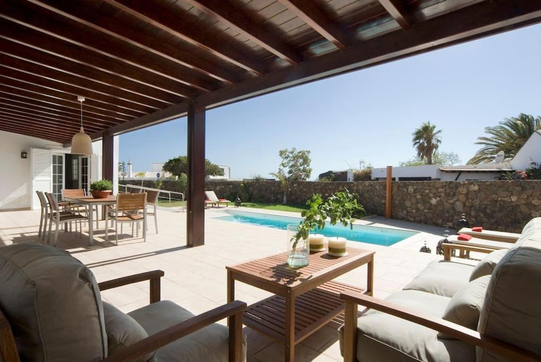 Others 2, Villa Perla, Las Palmas