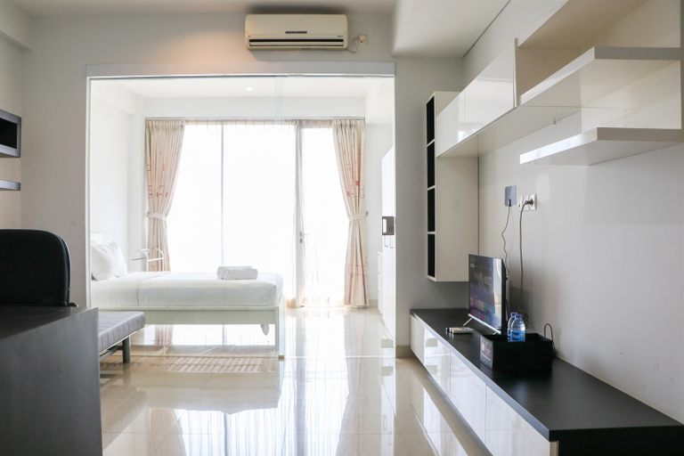 Others 2, Nice and Comfy 1BR at Dago Suites Apartment By Travelio, Bandung
