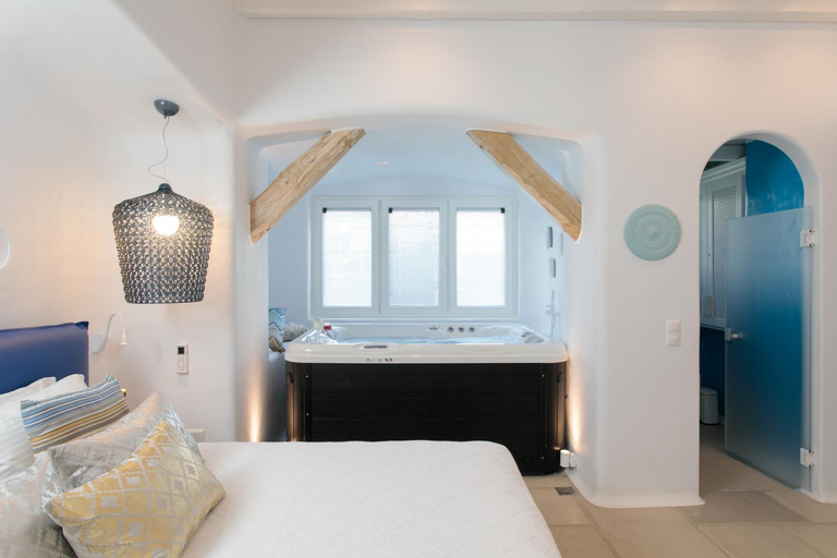 Bedroom 4, Euphoria Downtown, South Aegean