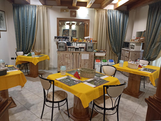 Food & Drinks 5, Villamoreno, Padua
