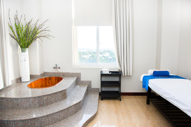 Bedroom 3, Hai Ba Trung Hotel and Spa, Buon Ma Thuot