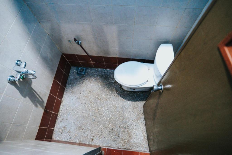 Bathroom 4, Agus Hidden Homestay, Banyuwangi