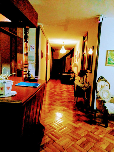 Others 5, the scandinavian, Valparaíso