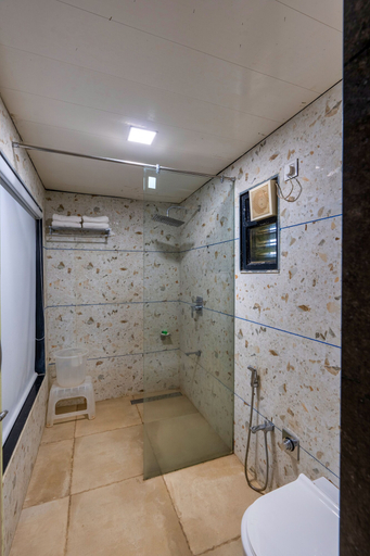 Bathroom 5, Saavaj Resort - Sasan Gir, Gir Somnath