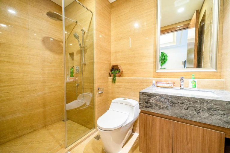 Bathroom, Haven by Kozystay, Jakarta Selatan