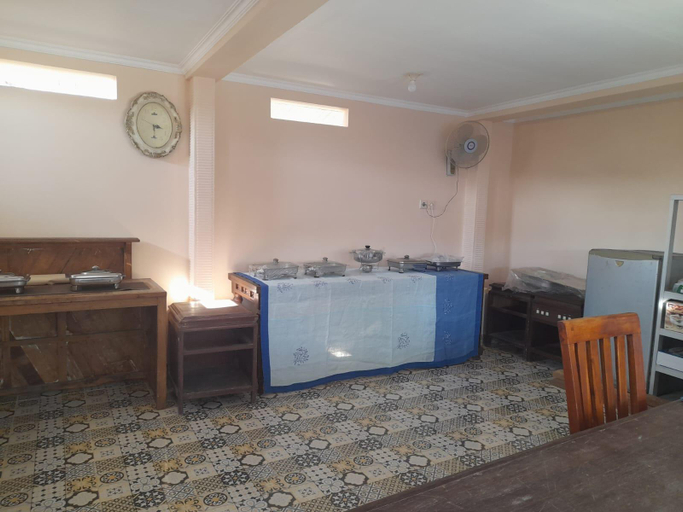 Others 2, Hotel Bakti, Banyuwangi