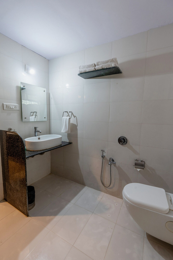 Bathroom 5, Saavaj Resort - Sasan Gir, Gir Somnath