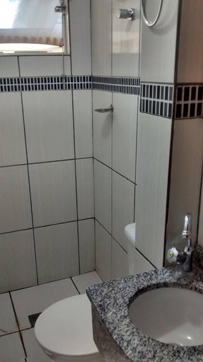 Bathroom 3, Hotel Nobre, Tupã