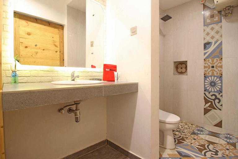 Bathroom 5