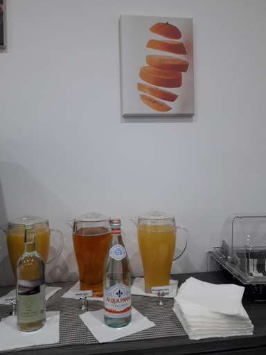 Food & Drinks 5, TJ Boutique