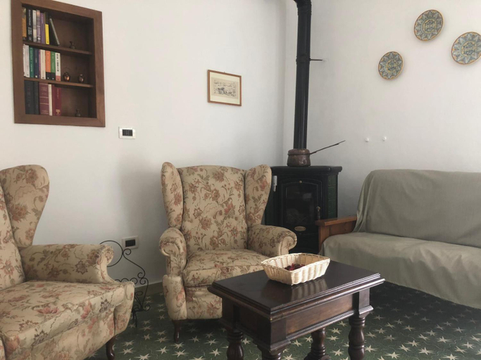 Others 4, Palazzo Azelio b&b, Perugia